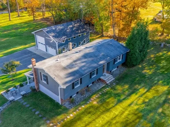 4 Kilroy Rd, Andover Twp., NJ 07860