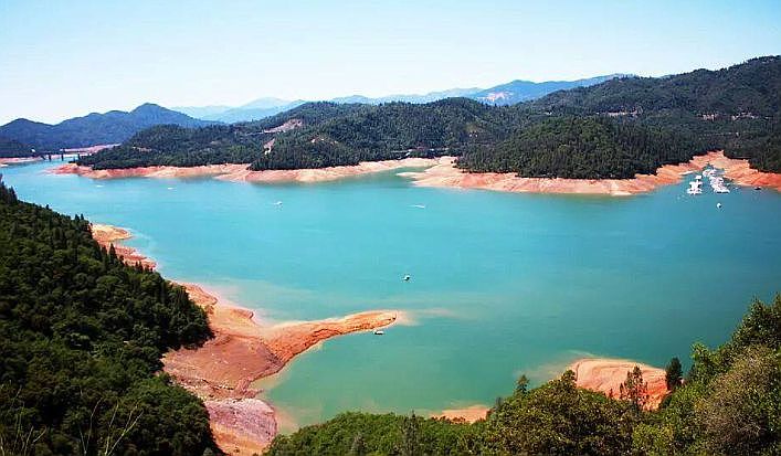 1st image of 0 Lake Dr