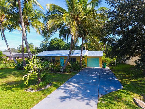 5th image of 7604 Coquina Ave