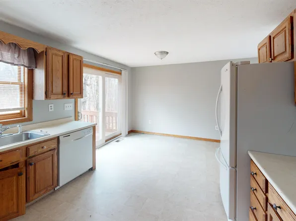 5B Mark Street, Hudson, NH 03051