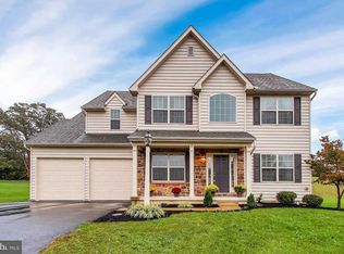1627 Hampden Dr, York, PA 17408