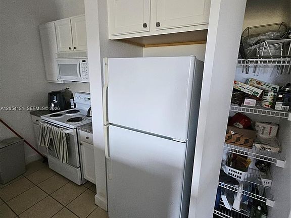 5th image of 6001 SW 70th St APT 655
