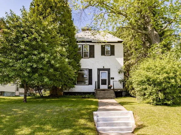 5523 London Rd, Duluth, MN 55804