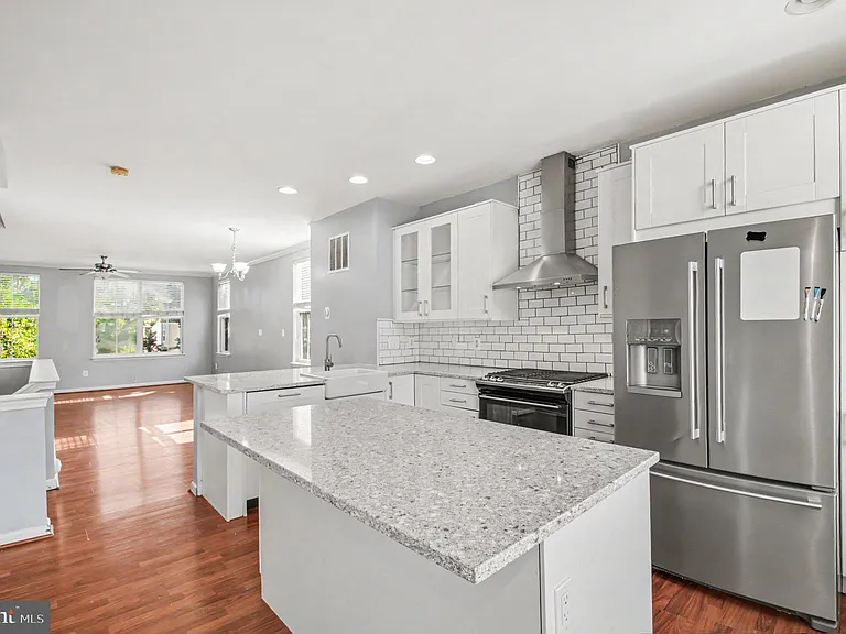 3041 Chinkapin Oak Ln — Photo 13