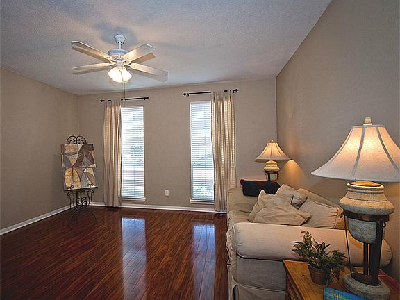 4th image of 14423 Heron Marsh Dr