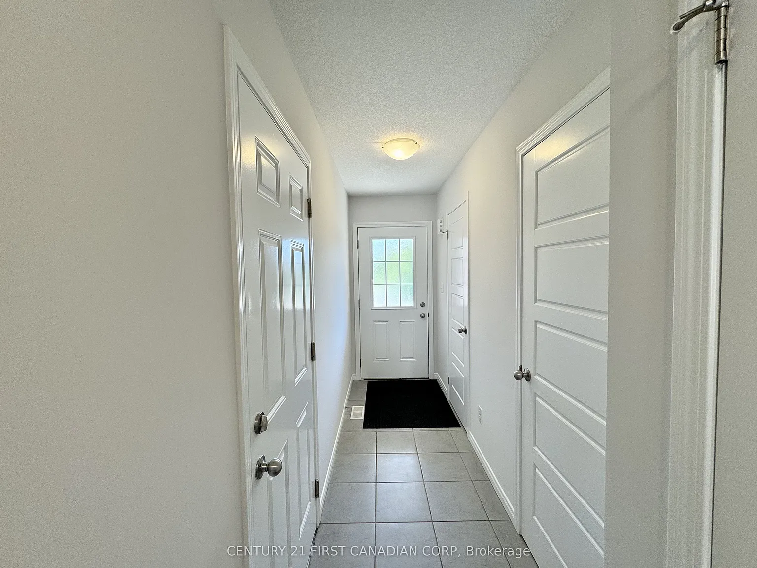 3 bed, $2,500 — Photo 3