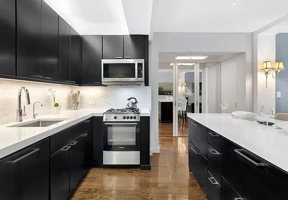 3rd image of 408 W 57th St APT 9E