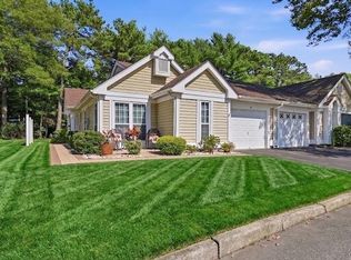 15 Glen Drive, Ridge, NY 11961