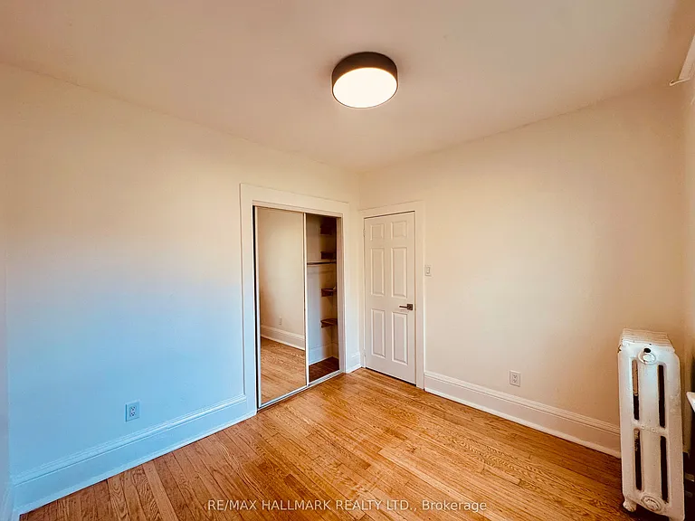 20 Triller Ave #4 — Photo 8
