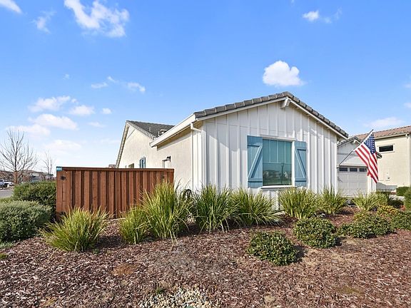 3rd image of 780 Sunstar Drive