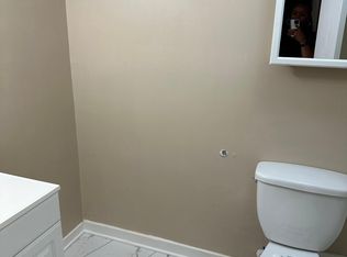 10134 Iron Mill Rd, North Chesterfield, VA 23235