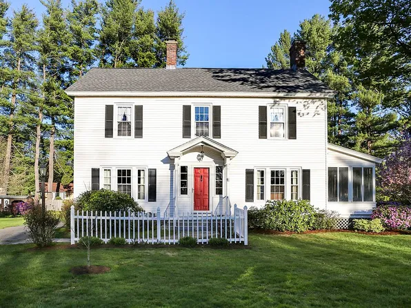 32 Spruce St, Westfield, MA 01085