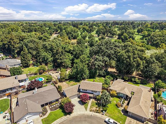 2nd image of 53 River Meadows Dr