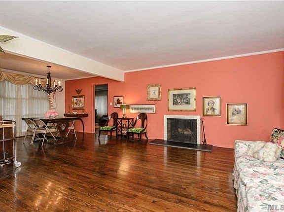 5th image of 743 Kensington Dr
