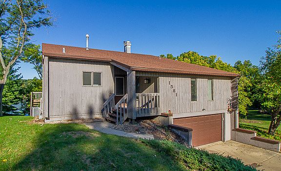 5th image of 1581 Holiday Dr