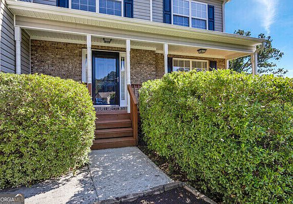 2nd image of 4230 Crestside Rdg