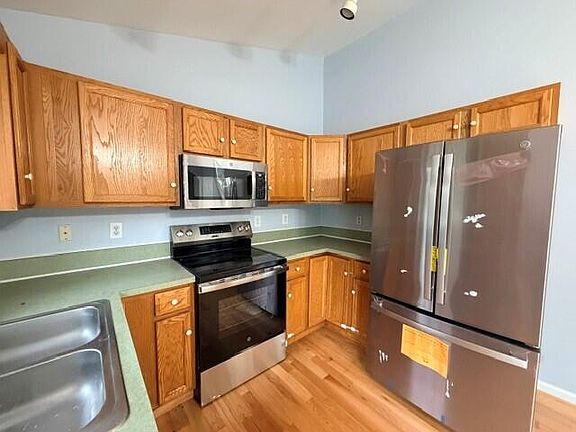 3rd image of 4809 Nelms Ln NE