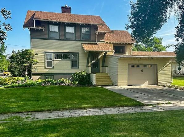 404 2nd Ave NE