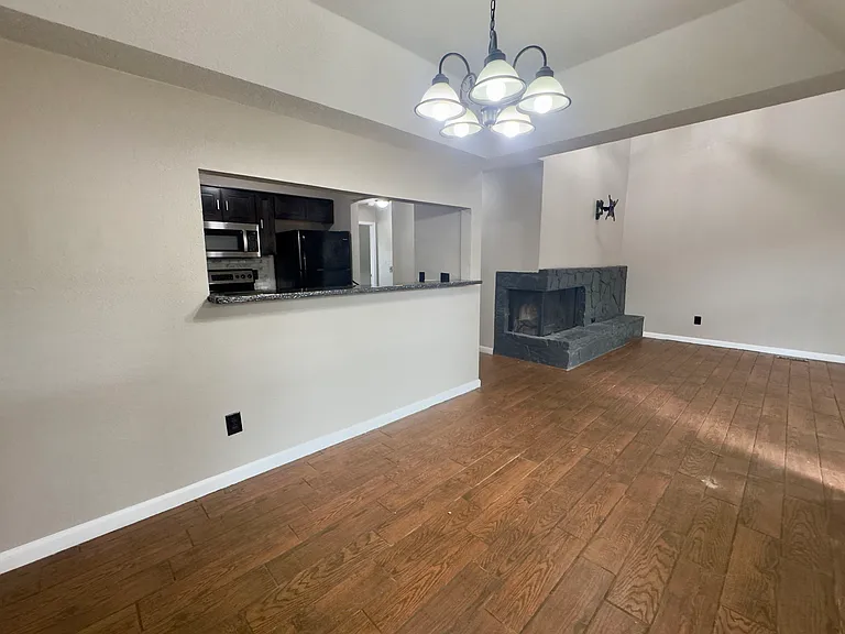 14002 Crossing Way E — Photo 18