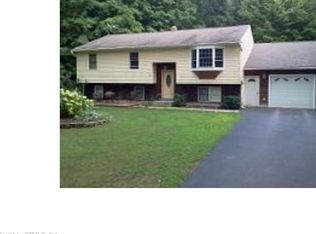 417 Valley Rd, Dayville, CT 06241