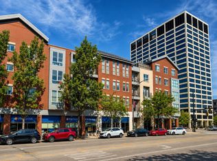 3506 S State St APT 303, Chicago, IL 60616