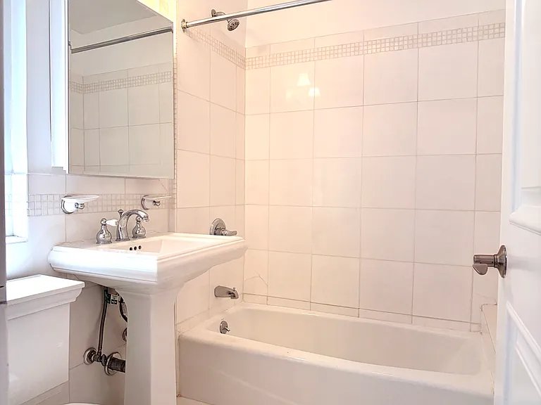 147 W 79th St #10C — Photo 5
