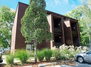 1109 W Stoughton St #24, Urbana, IL 61801