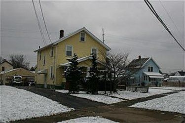 2nd image of 1532 W Ave Nw