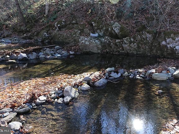 2nd image of Overlook Mountain Rd