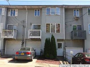 517 Hanover Ave, Staten Island, NY 10304