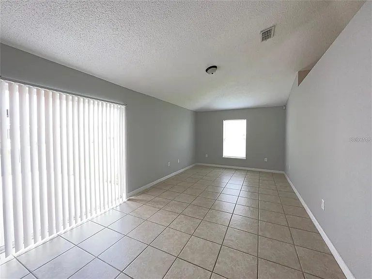723 Parrot Ct — Photo 20