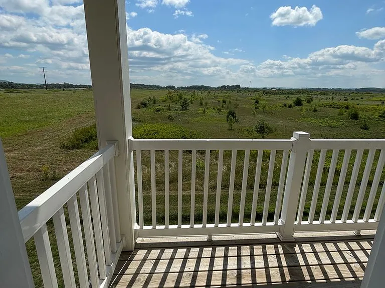 Grasslands Apartments — Photo 35
