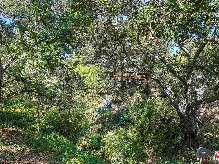 21652 Encina Rd — Photo 18