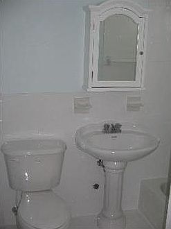 5th image of 7510 Carlyle Ave APT 7