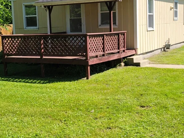 2851 Colfax St, Gary, IN 46406