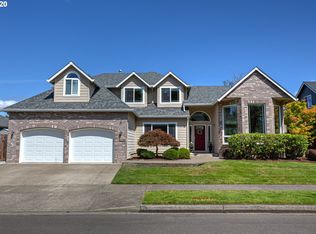 2844 NE Charlois Dr, Hillsboro, OR 97124