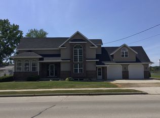 317 S Military Rd, Chilton, WI 53014