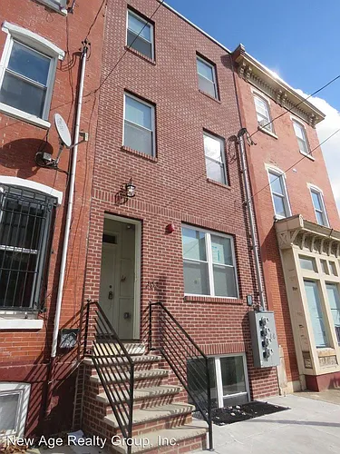303 N 41st St Photo 1