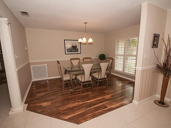 5th image of 125 Maplewood Dr