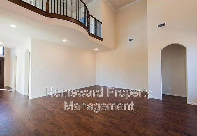 4004 Hanaa Ct — Photo 12
