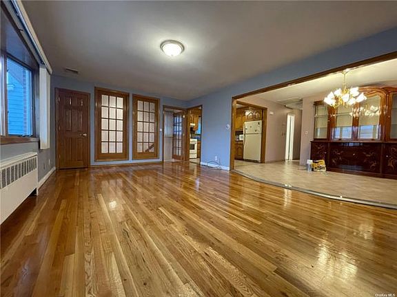 3rd image of 16136 98th St