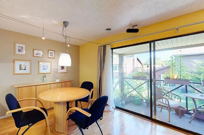 2 bed, 1124 sqft, $2,050 — Photo 2