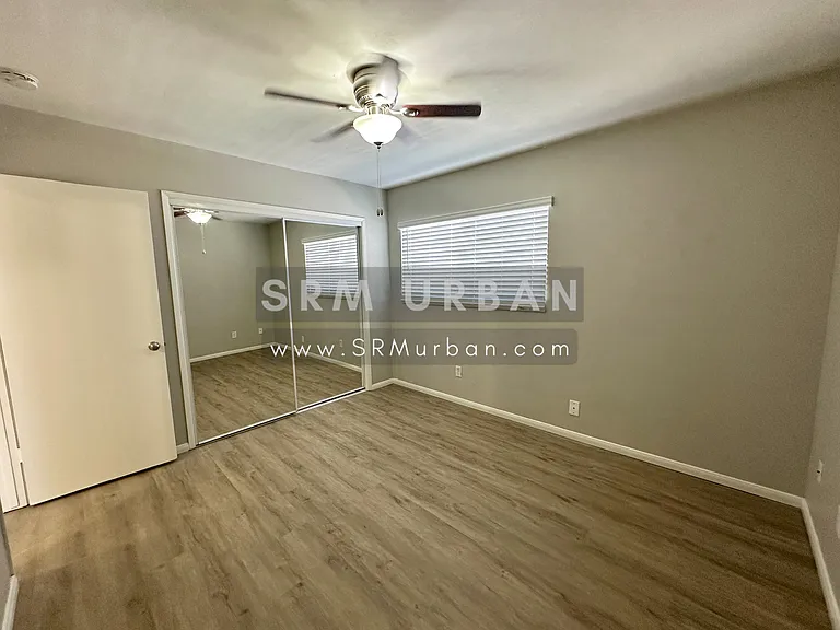 2425 Polk Ave #D — Photo 12