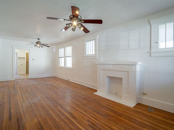 3rd image of 4336 Batavia Pl