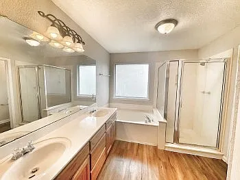 521 Woodlake Dr — Photo 24