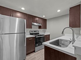 Sutter Station Apartments