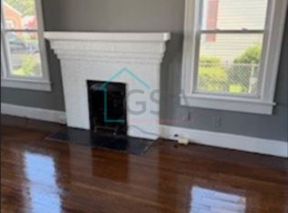 100 North Ave #B, Greer, SC 29650