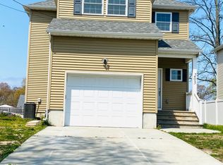 203 Longfellow Ave, Toms River, NJ 08753