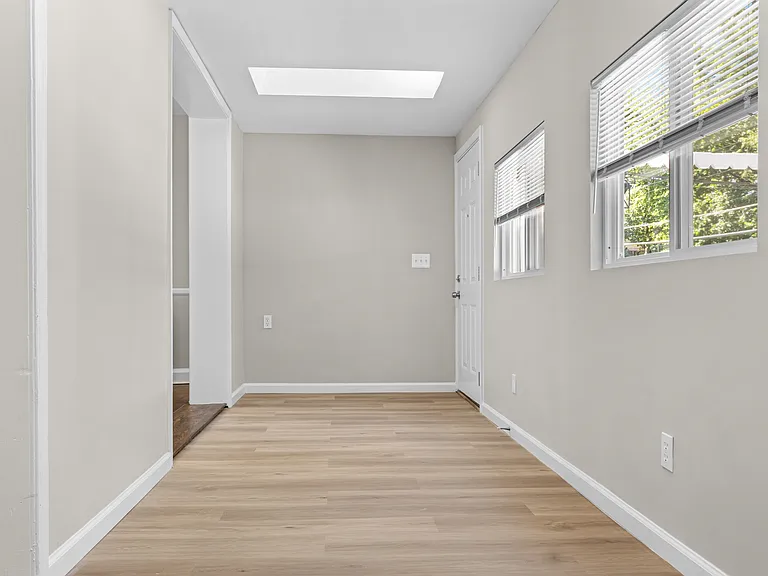 38 Briarwood Rd — Photo 15