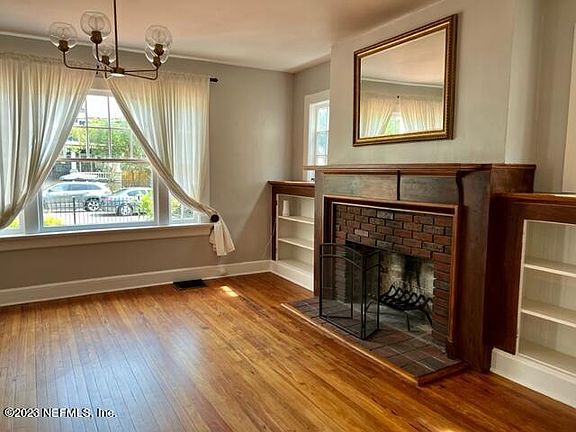2nd image of 136 W 10TH Street
